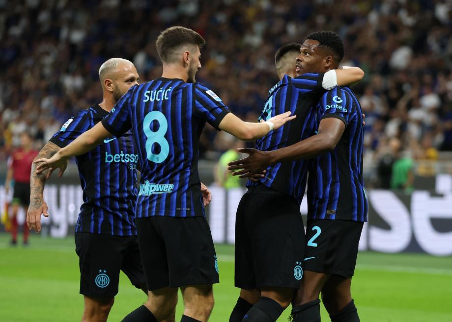 [图]意甲-邓弗里斯破门后送点 国米1-2遭乌迪内斯逆转